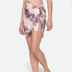Hurley X Carissa Moore Aloha Hawaiian Lei Sargong Cover Up